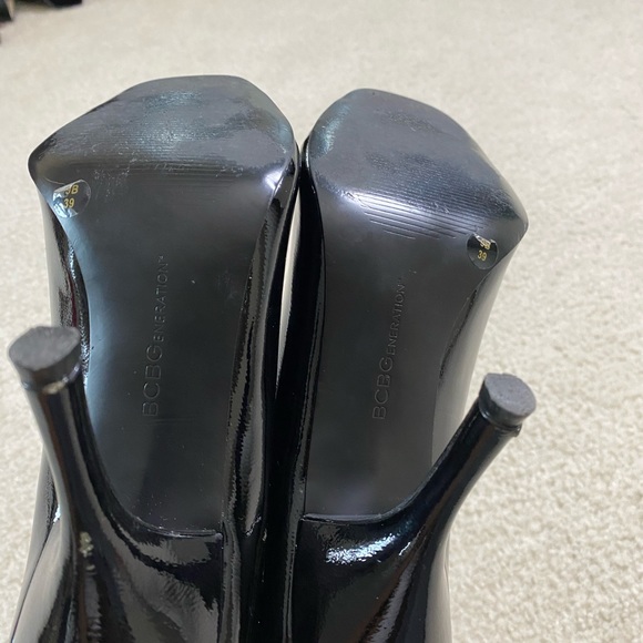 Black open toe pumps - Picture 4 of 5